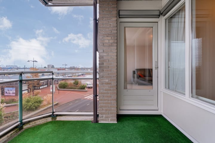 Foto 25 van Stationsplein 35