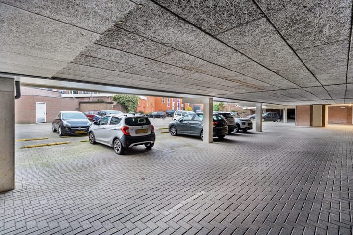 Foto 42 van Stationsplein 35