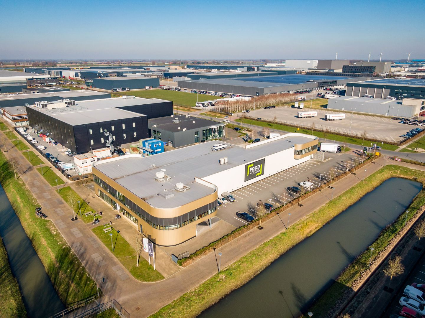 View photo 1 of Gompenstraat 23