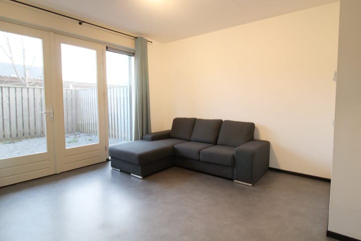 Photo 12 of Carmelietenstraat-oost 2-G