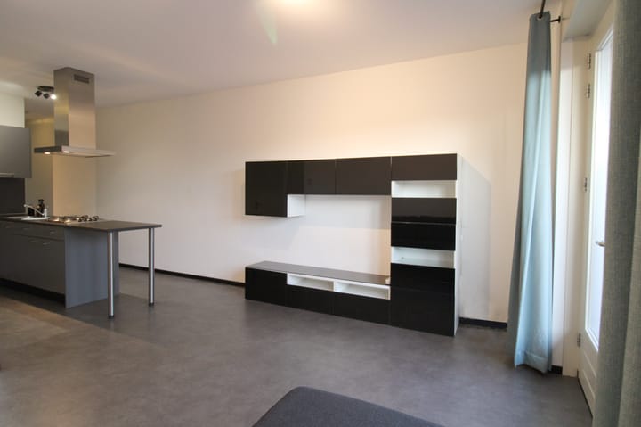 Photo 14 of Carmelietenstraat-oost 2-G