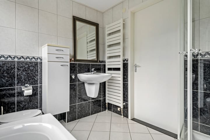 Foto 32 van Inundatie 2