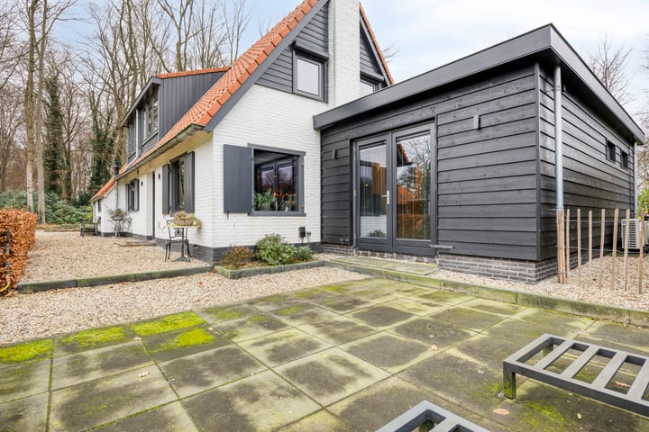 Foto 65 van Ruwinkelseweg 1