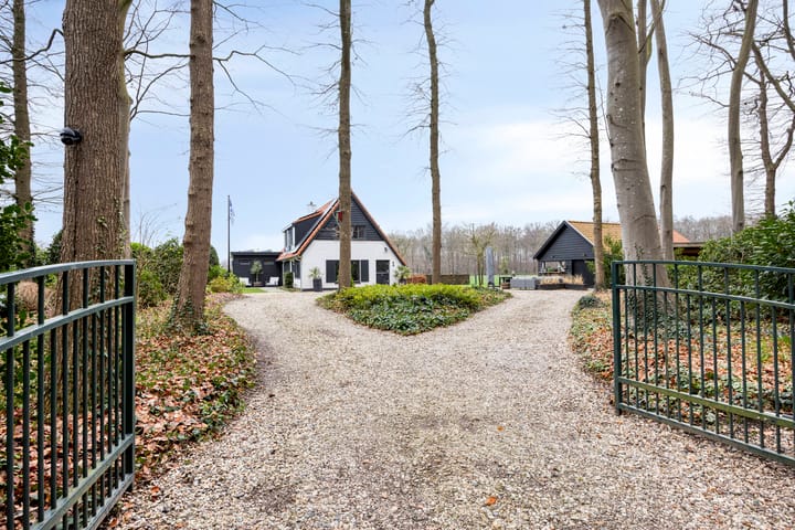 Foto 68 van Ruwinkelseweg 1