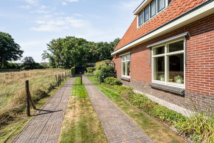 Photo 39 of Ommerweg 67