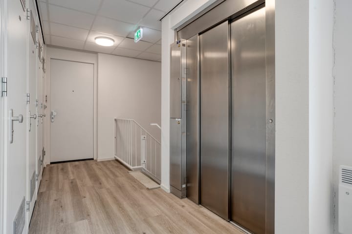 Photo 3 of Turfberg 77