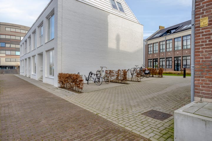 Photo 16 of Turfberg 77