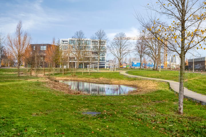 Photo 20 of Turfberg 77