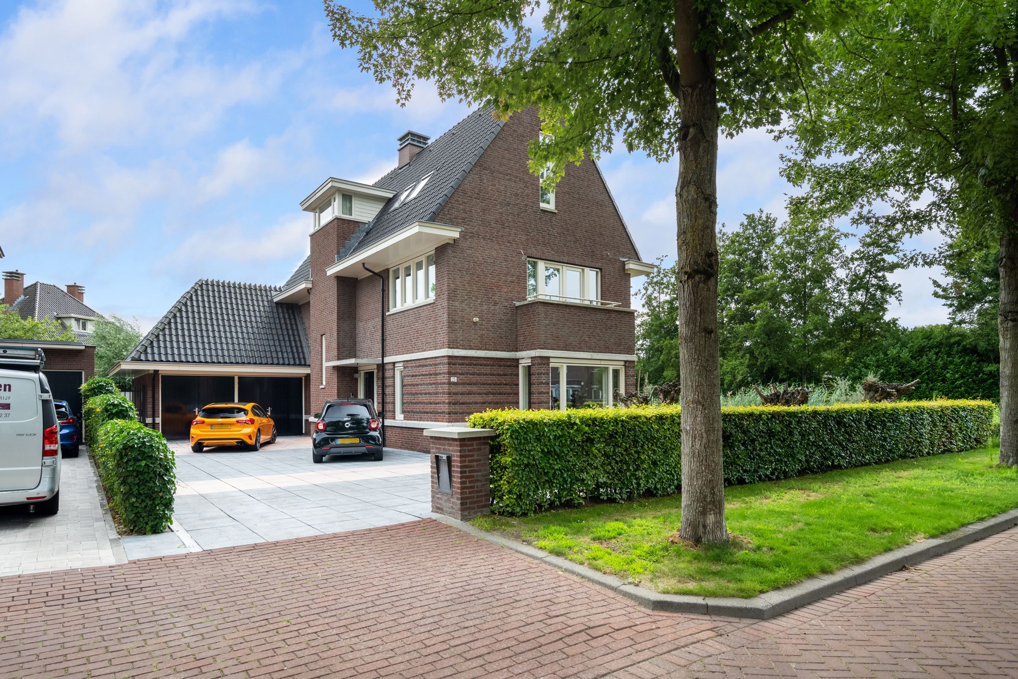 Foto 3 van Bourbonhof 25