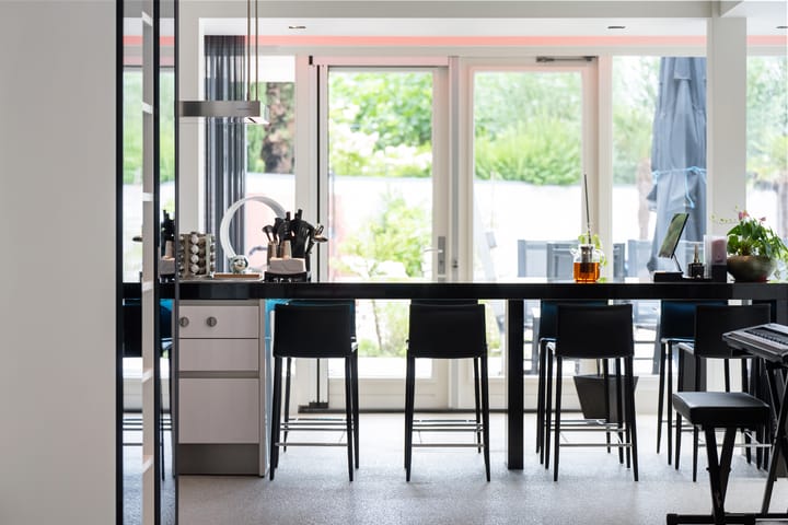 Foto 21 van Bourbonhof 25