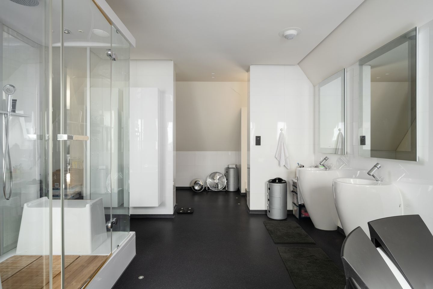 Foto 35 van Bourbonhof 25