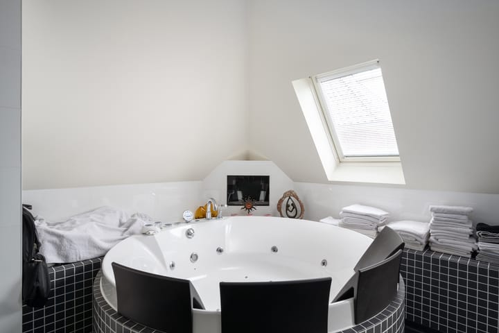 Foto 36 van Bourbonhof 25