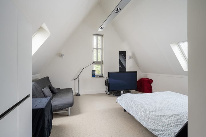 Foto 47 van Bourbonhof 25