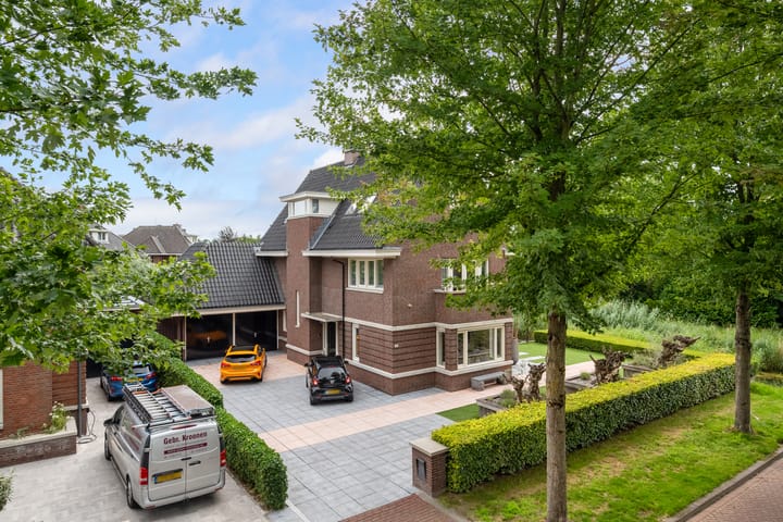 Foto 56 van Bourbonhof 25