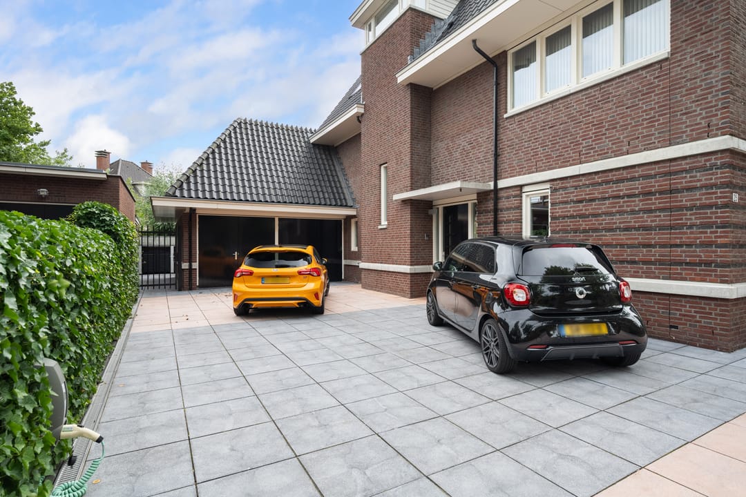 Foto 61 van Bourbonhof 25