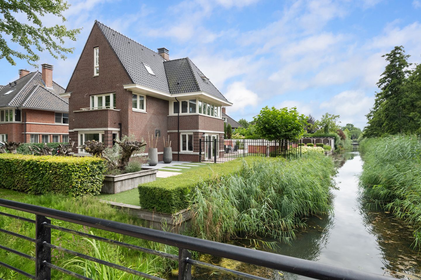 Foto 64 van Bourbonhof 25