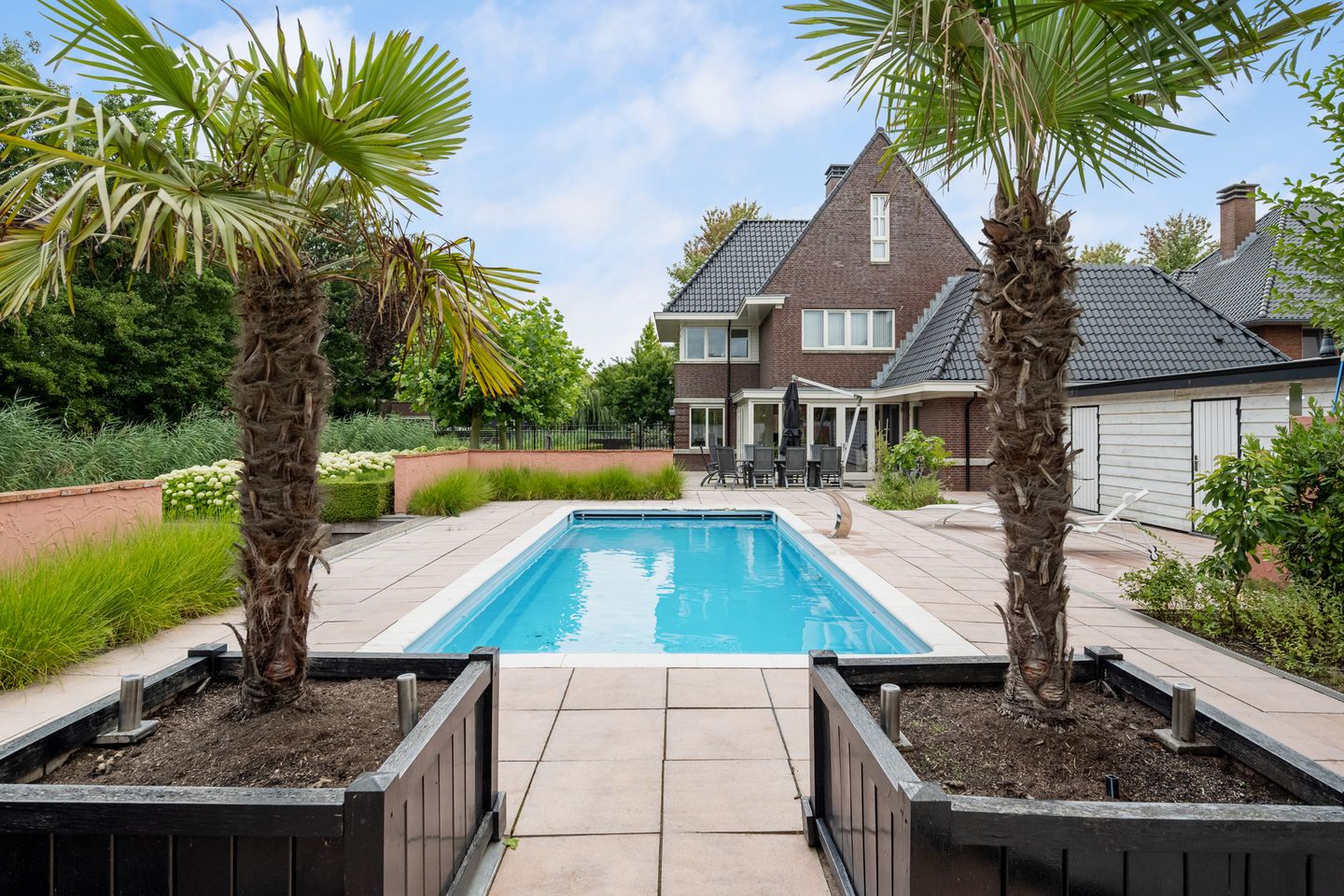 Foto 70 van Bourbonhof 25