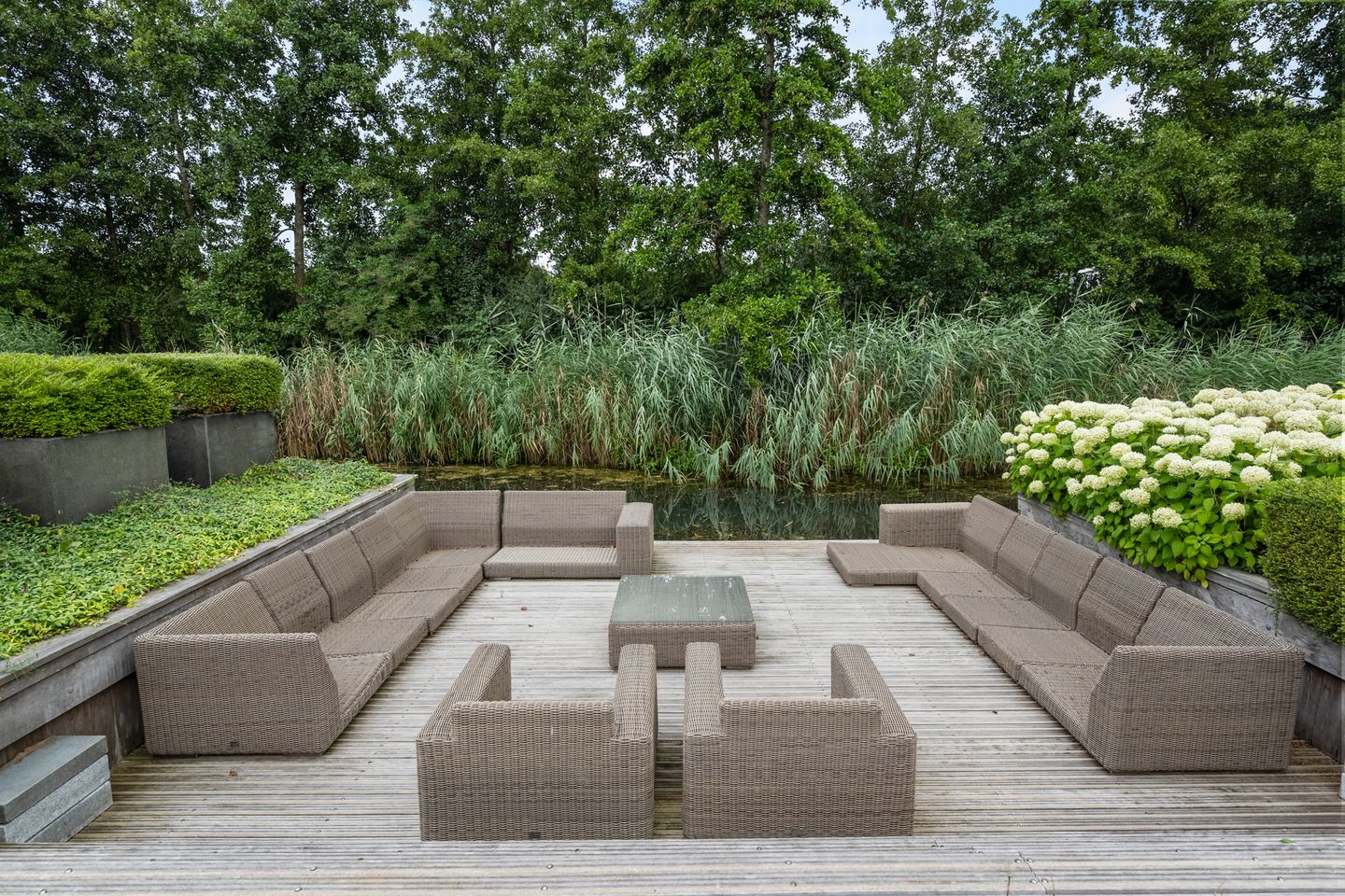 Foto 74 van Bourbonhof 25