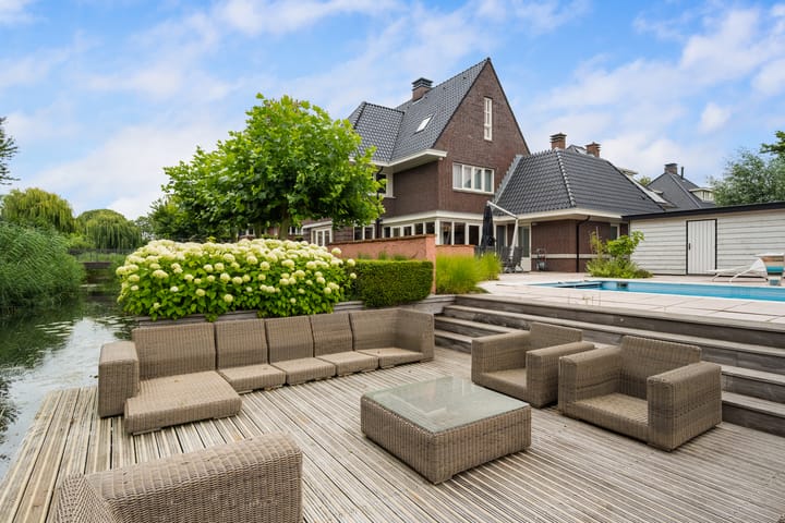 Foto 75 van Bourbonhof 25