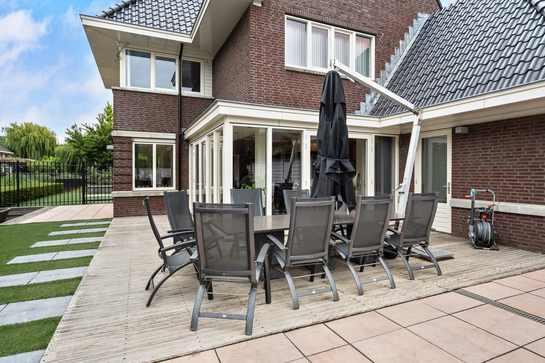 Foto 76 van Bourbonhof 25