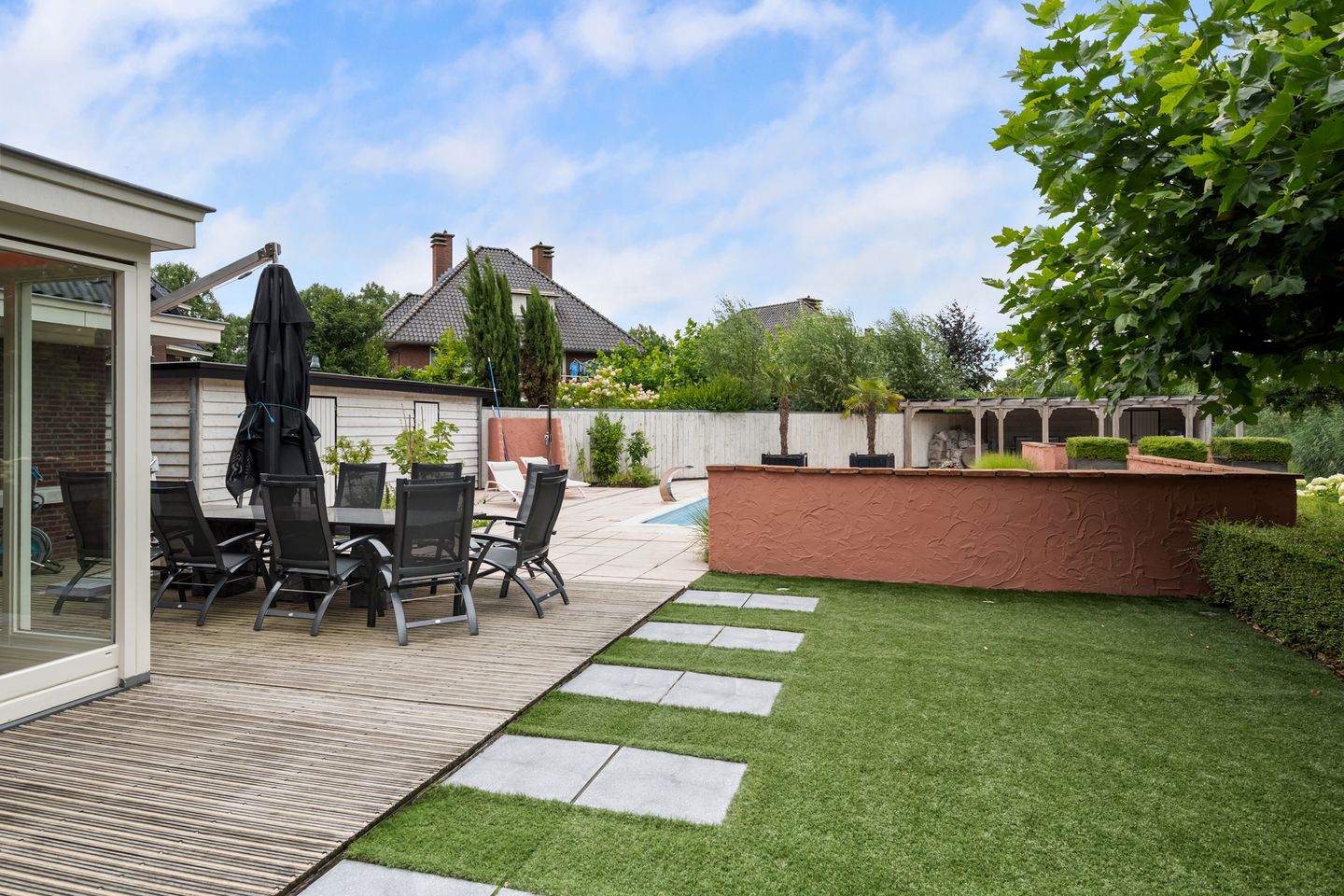 Foto 79 van Bourbonhof 25