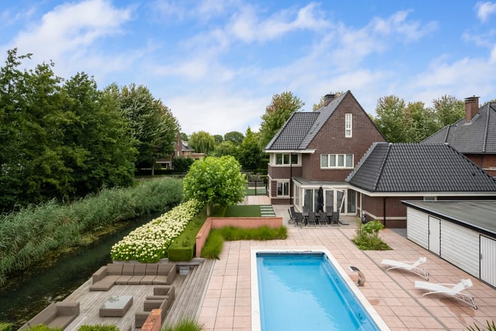 Foto 80 van Bourbonhof 25