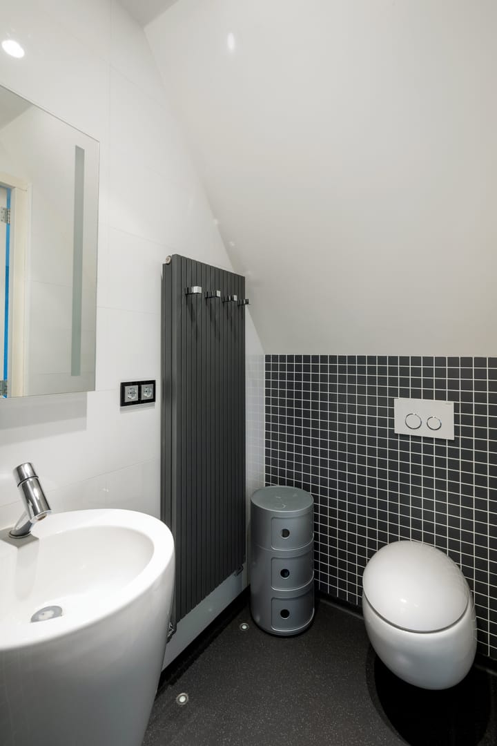 Foto 84 van Bourbonhof 25