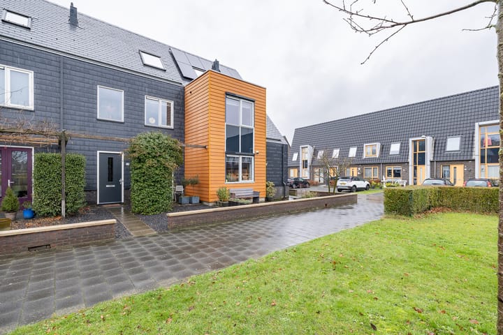 Foto 40 van Brahmalaan 70