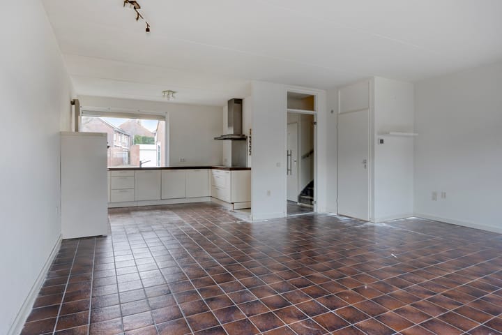 Foto 8 van Bisschop Eraclesplein 29