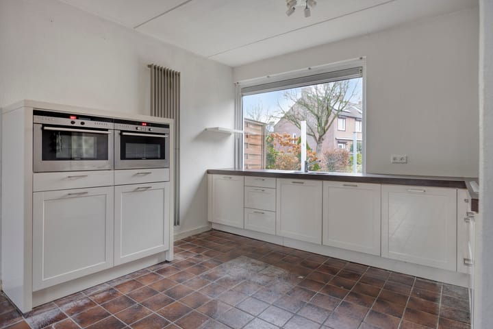 Foto 10 van Bisschop Eraclesplein 29