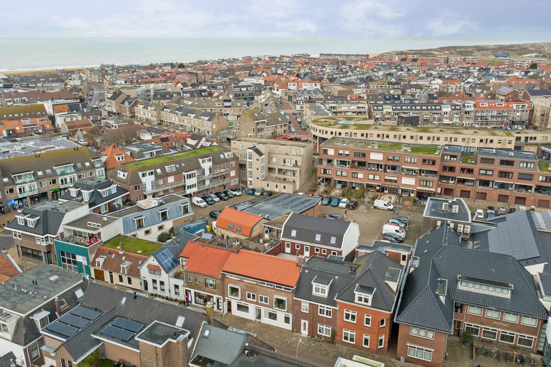 Foto 23 van Voorstraat 66-A