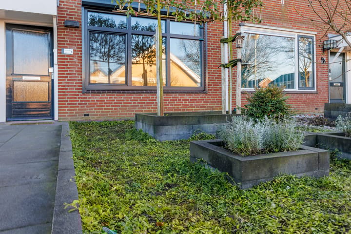 Photo 8 of Anemoonstraat 6