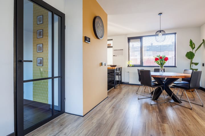 Photo 14 of Anemoonstraat 6