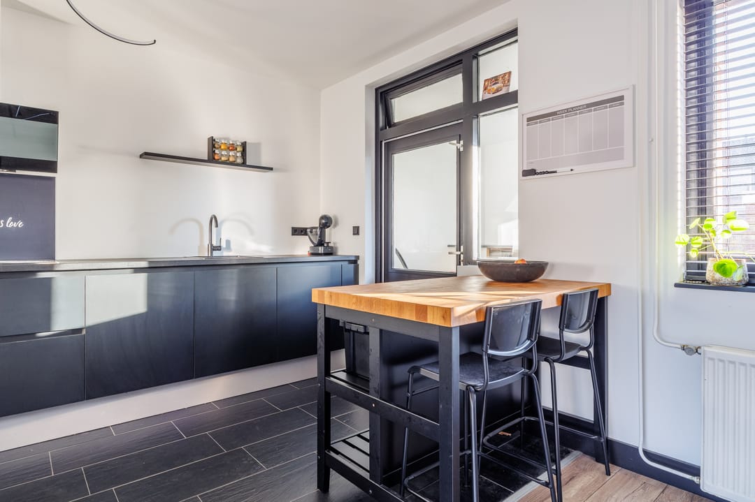 Photo 16 of Anemoonstraat 6