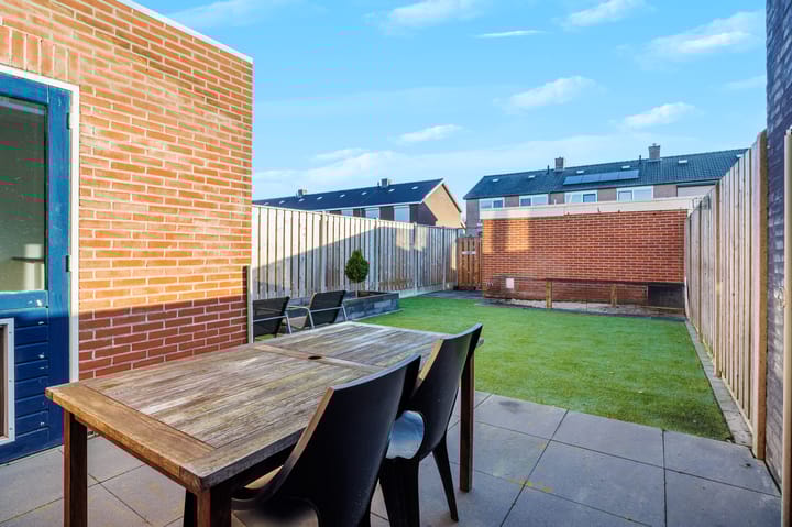 Photo 43 of Anemoonstraat 6