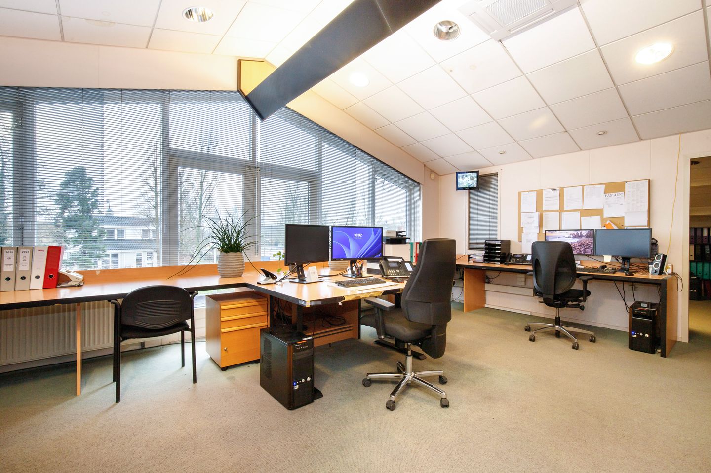 Bekijk foto 3 van Potgietersingel 1