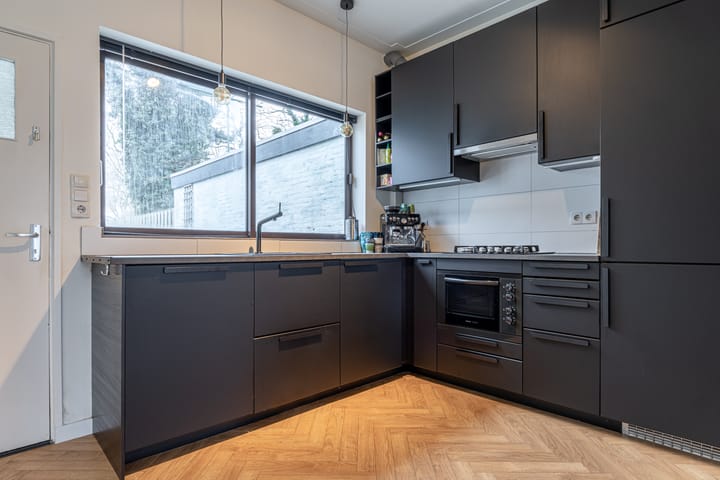 Foto 8 van Zeglis 54