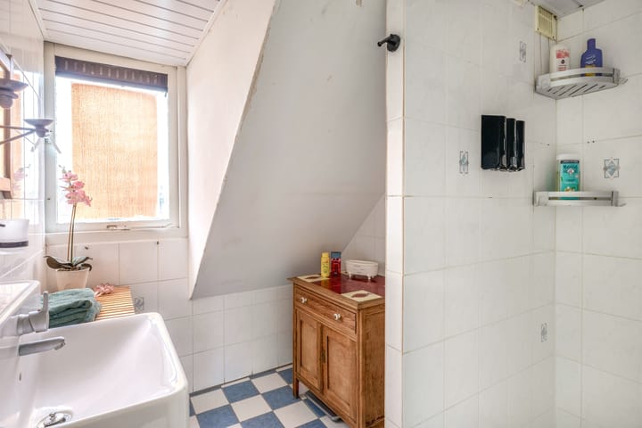 Foto 33 van Bonfut 17