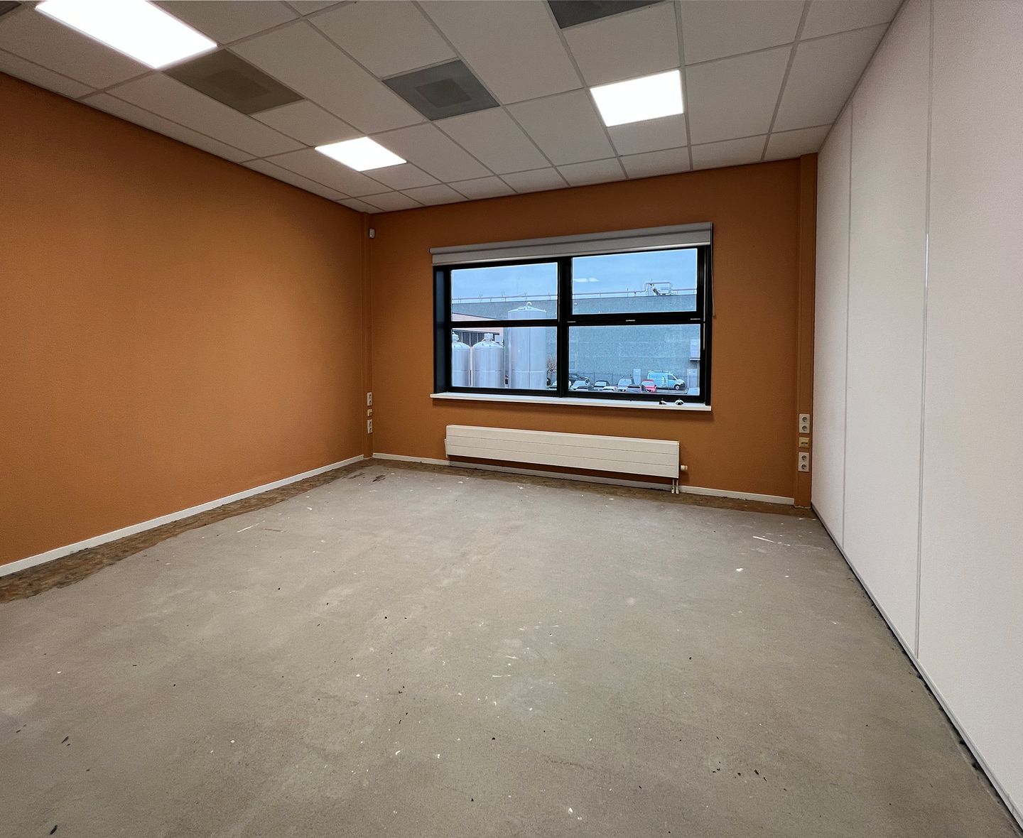 View photo 3 of Handelsweg 200