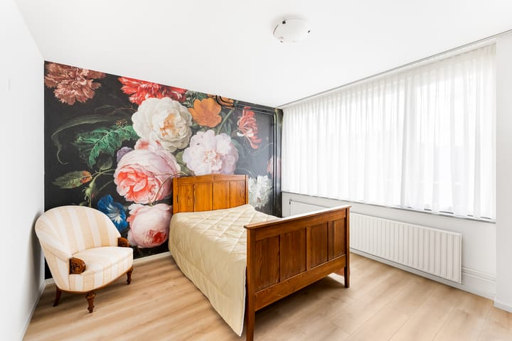 Photo 20 of Aalbersestraat 10