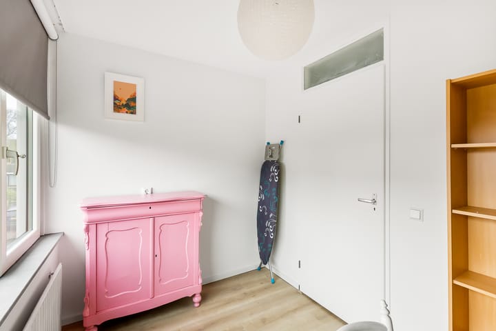 Photo 22 of Aalbersestraat 10