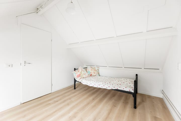 Photo 32 of Aalbersestraat 10