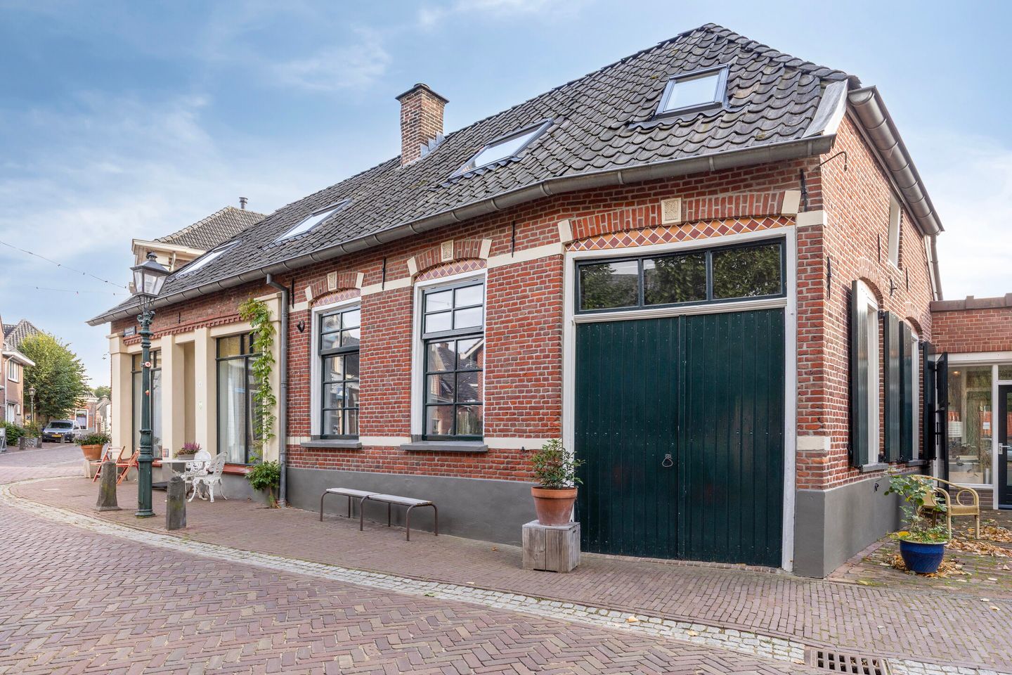 Bekijk foto 2 van Landstraat 4