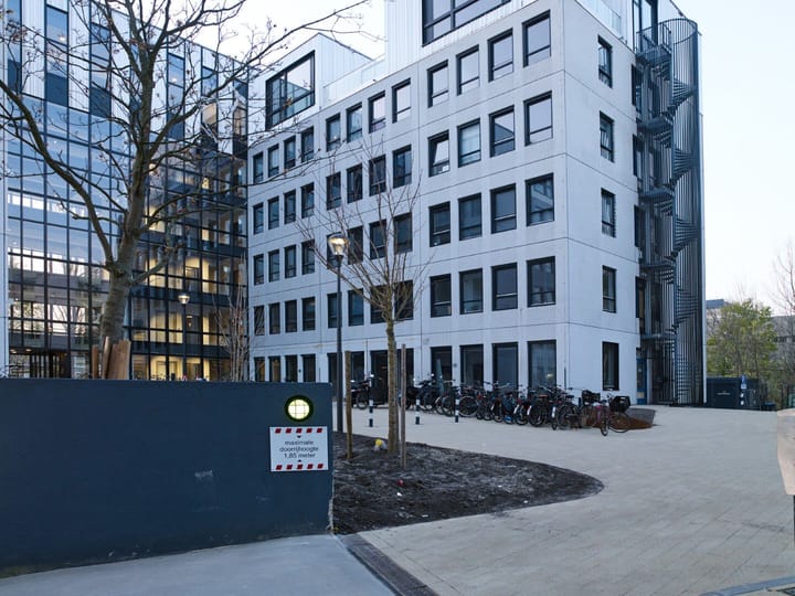 Photo 3 of Surinamepad 11-A05