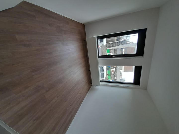 Photo 8 of Surinamepad 11-A05