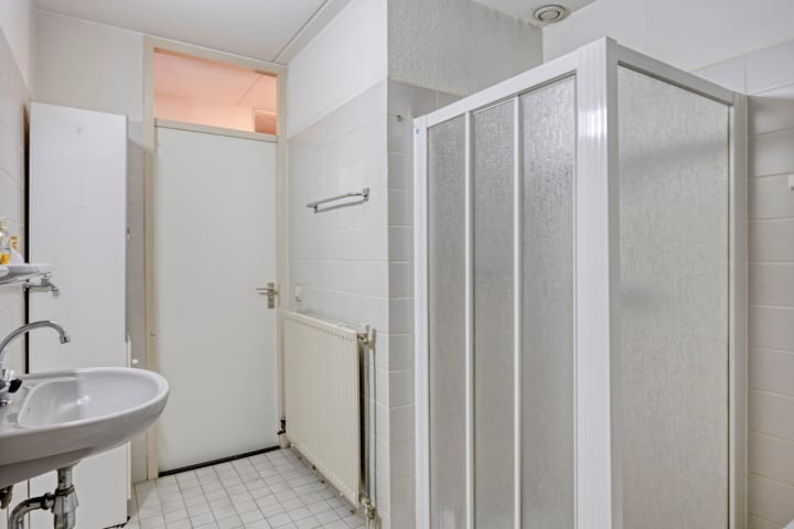 Foto 16 van Beukweg 6