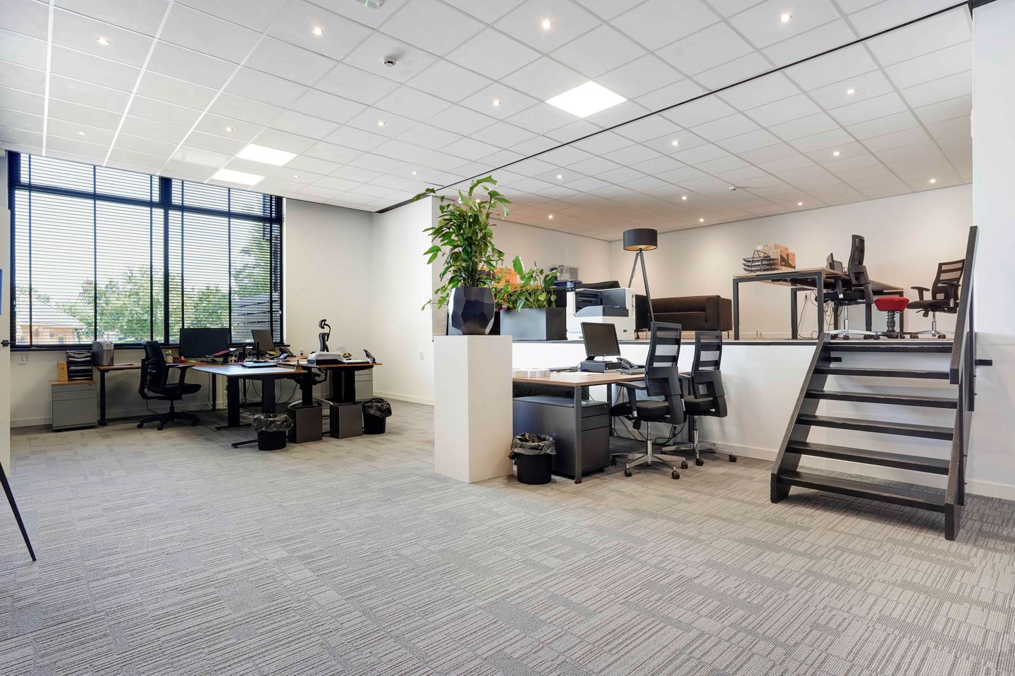 View photo 3 of Hoofdstraat 21