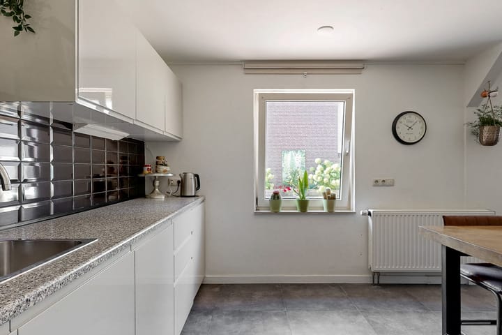 Photo 30 of Rijksweg 49-A