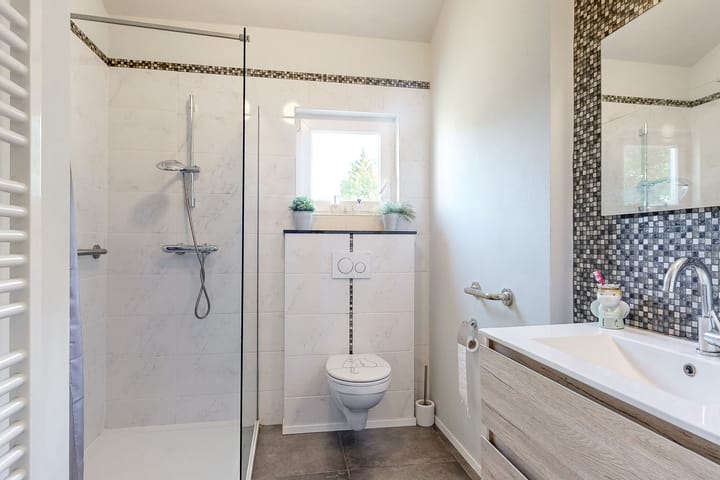 Photo 33 of Rijksweg 49-A