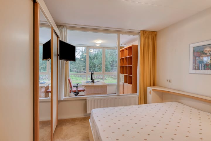 Foto 26 van Bloemendalsweg 13-F9